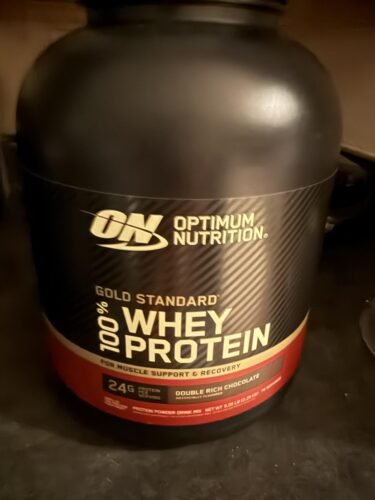 Optimum Nutrition Gold Standard 100% Whey Protein Powder. Chocolate Peanut Butter. 2 Pound (Packaging May Vary) photo review