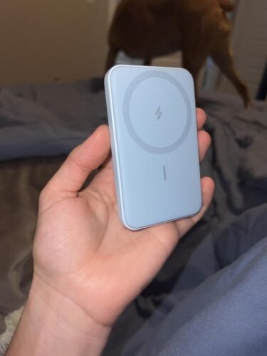 Anker 621 Magnetic Portable Charger (MagGo). 5.000mAh Wireless Power Bank with USB-C Cable. Magsafe-Compatible Battery Pack for iPhone 16/15/14/13/12 Series photo review