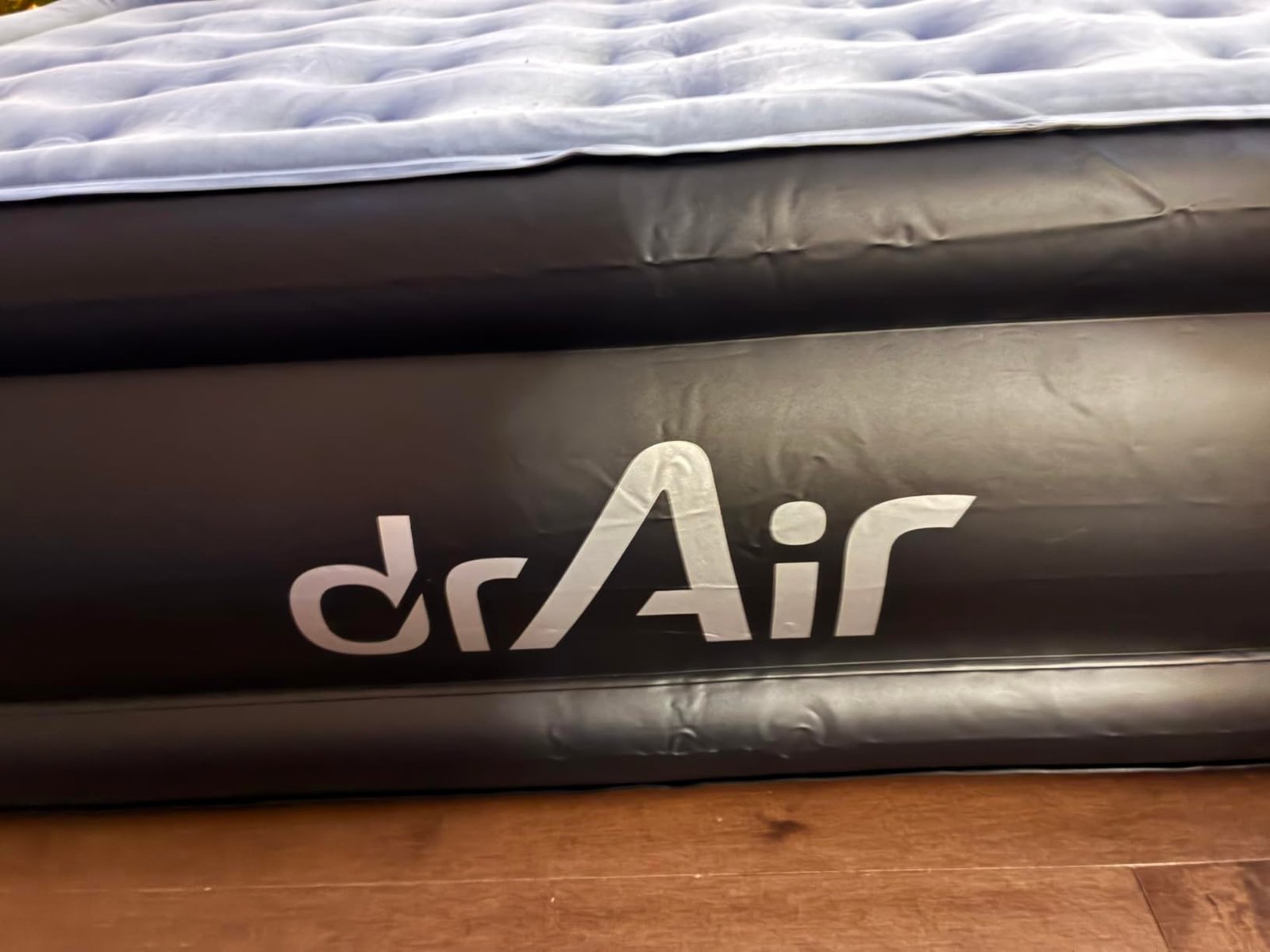 Queen Air Mattress with Built-in Pump. 18 Raised Blow Up Mattress. 800 lbs Max Honeycomb Air Bed. 48Hr Leak-Proof Test. 3min Inflatable Mattress for Home. Guests. Camping. Colchones inflables photo review