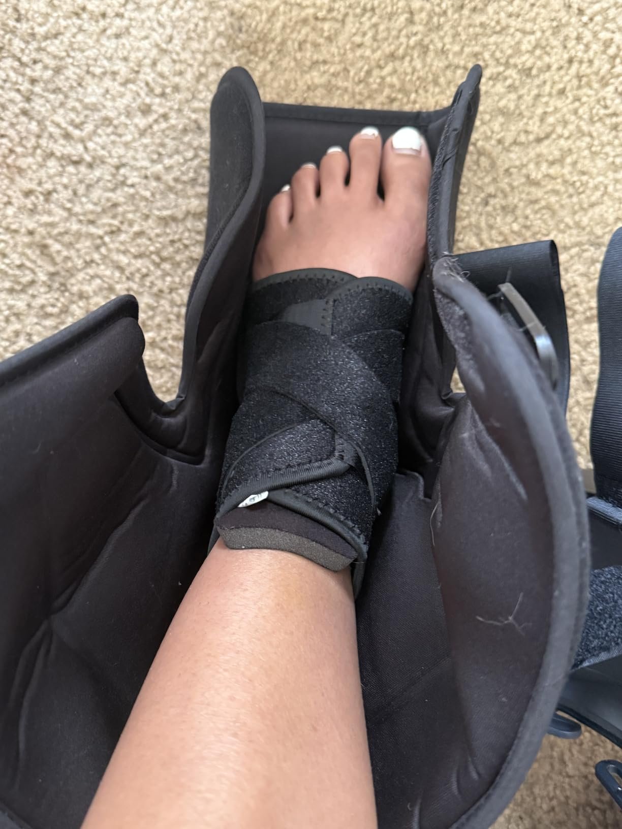 Bodyprox Ankle Support Brace. Breathable Neoprene Sleeve. Adjustable Wrap! (1 Pack) photo review