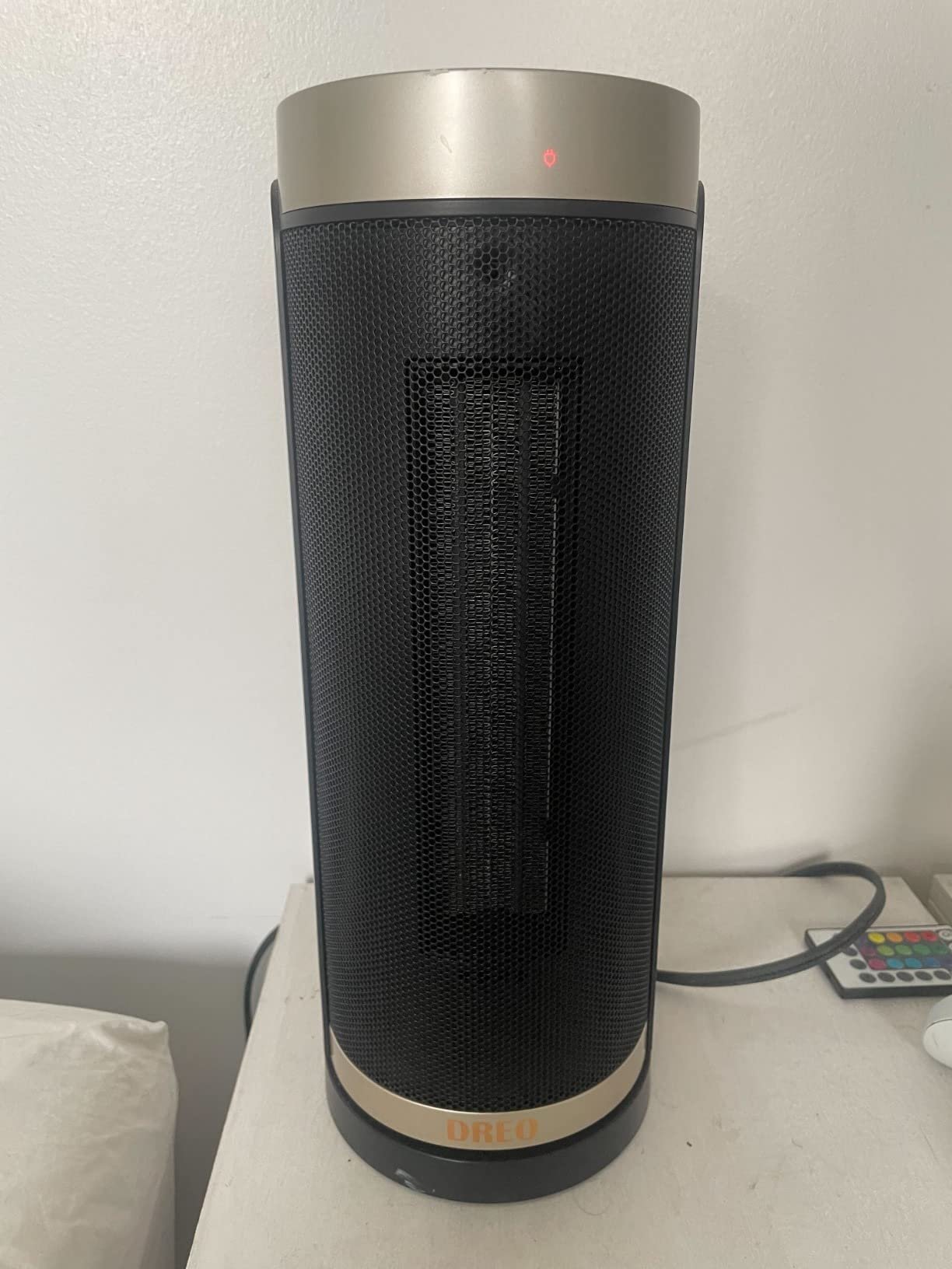 DREO Space Heater. 1500W Electric Heaters for Indoor Use with Thermostat. 70° Oscillation. 8 Safety Protections. 5 Modes. Remote. 12H Timer. Quiet Portable Heater for Office. Bedroom. Large Room photo review